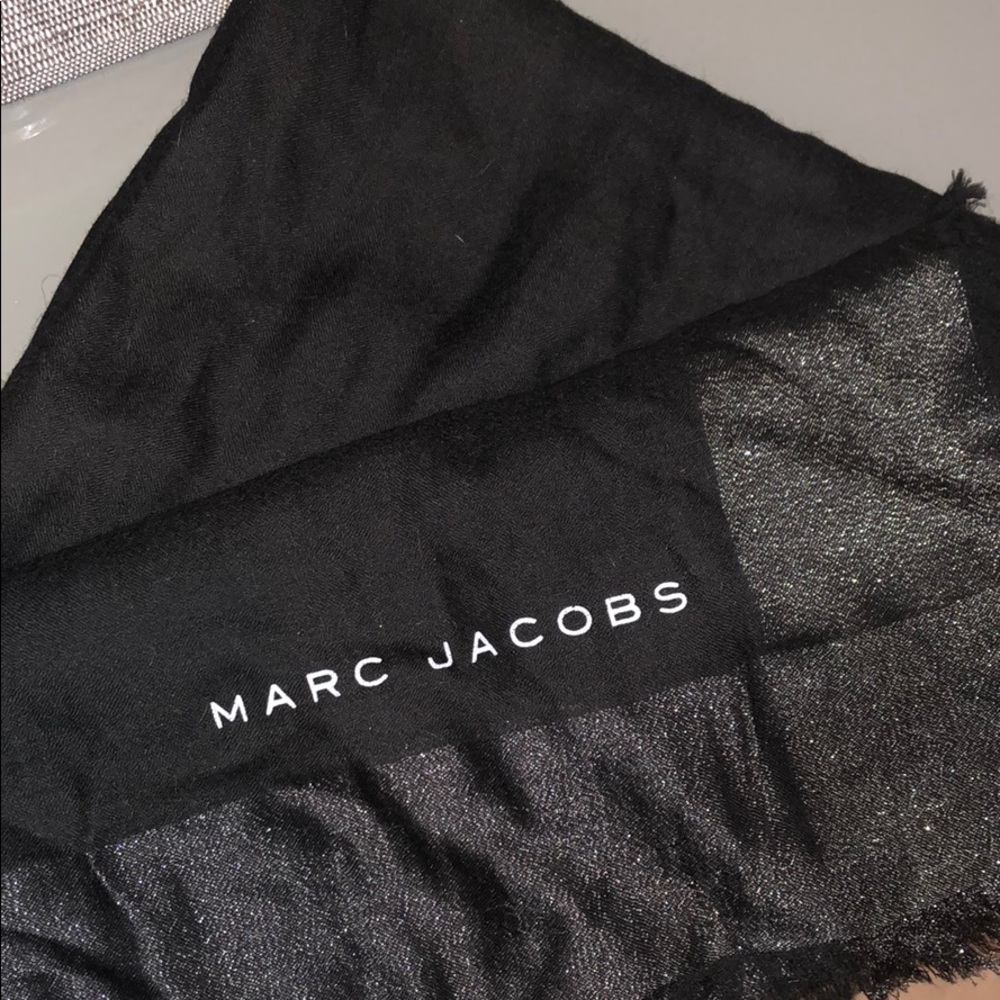 Marc Jacobs scarf